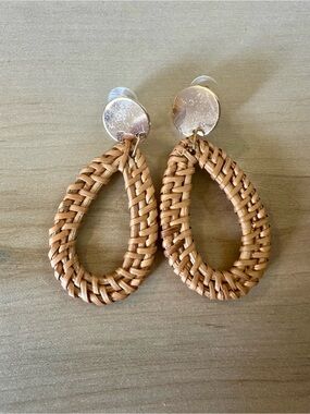Woven Teardrop Dangle Earrings in Tan with Gold Accents